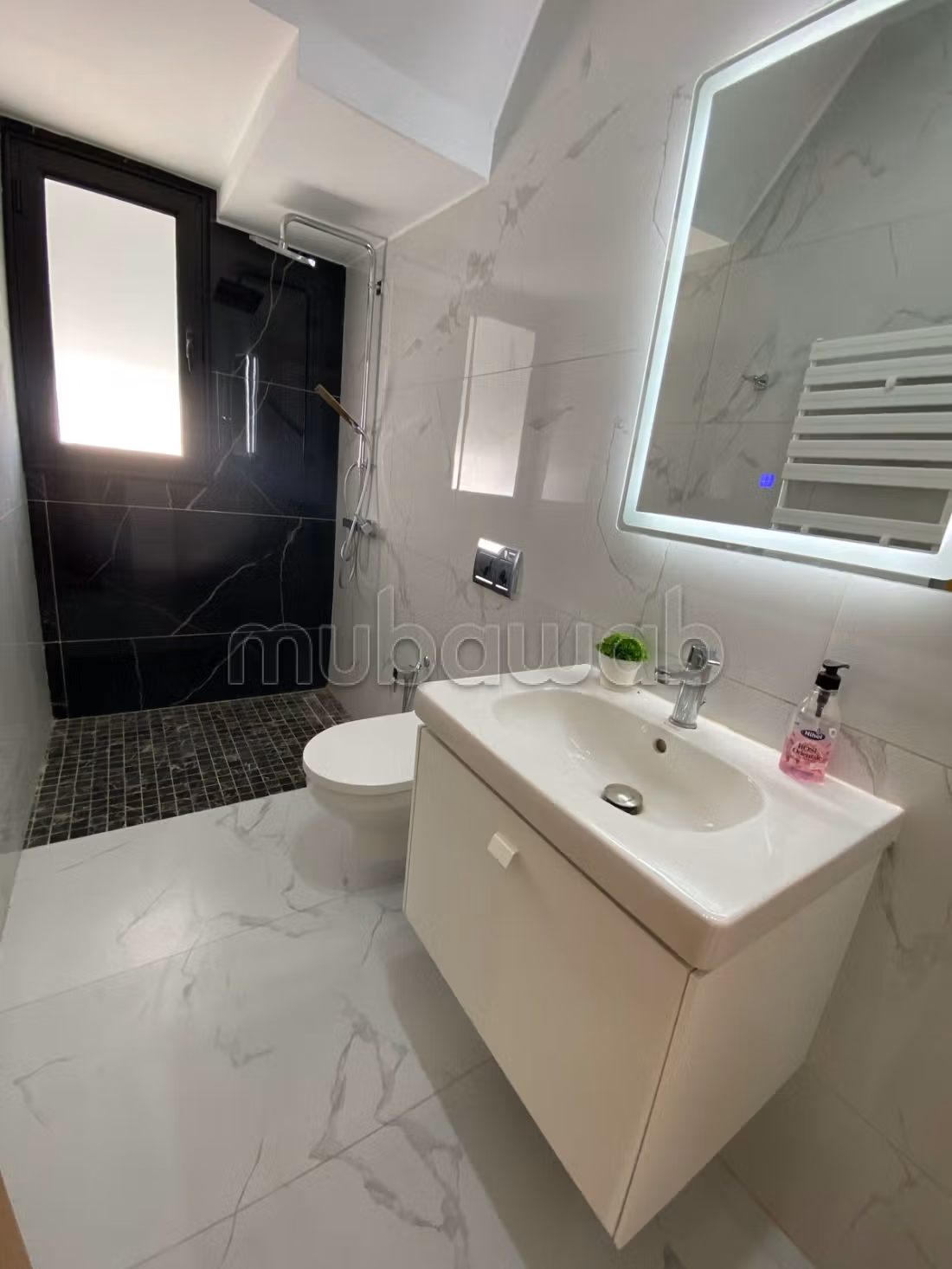 Villa avec à louer saisonnière à Djerba. 4 chambres. Bien meublé