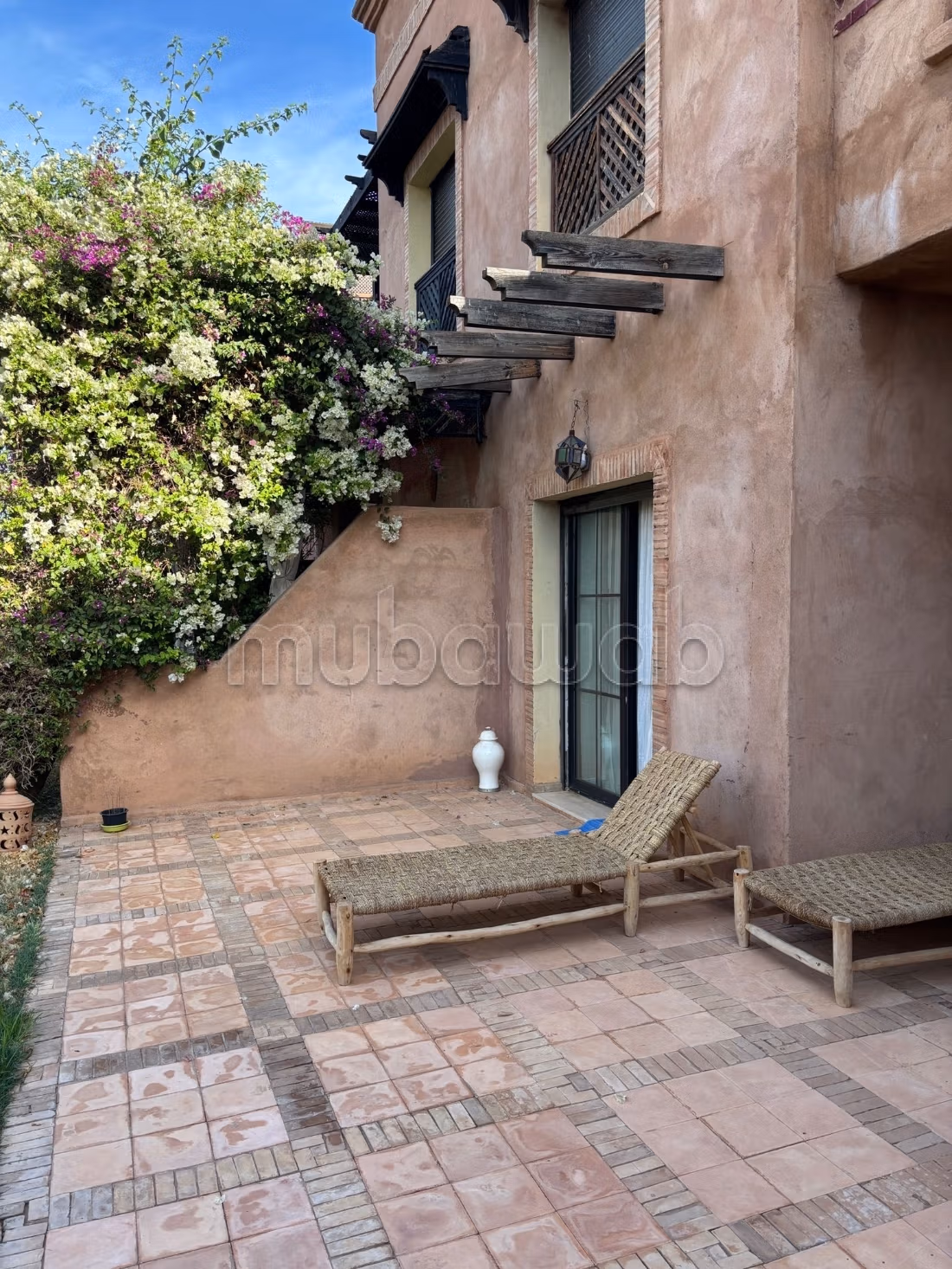 Appartement 1 chambre avec jardin privée — 2