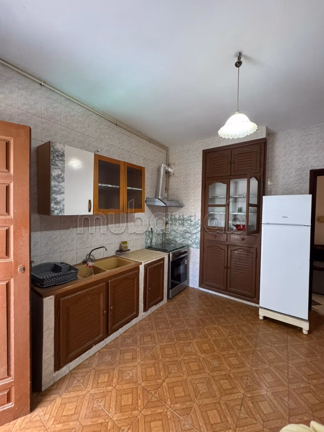 A louer à l'année un appartement à kharrouba