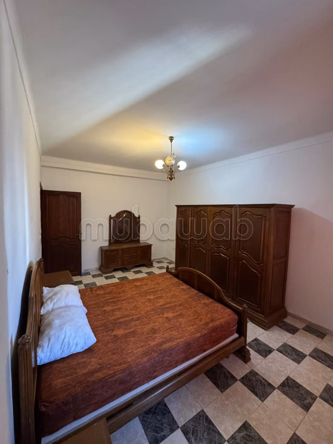 A louer à l'année un appartement à kharrouba