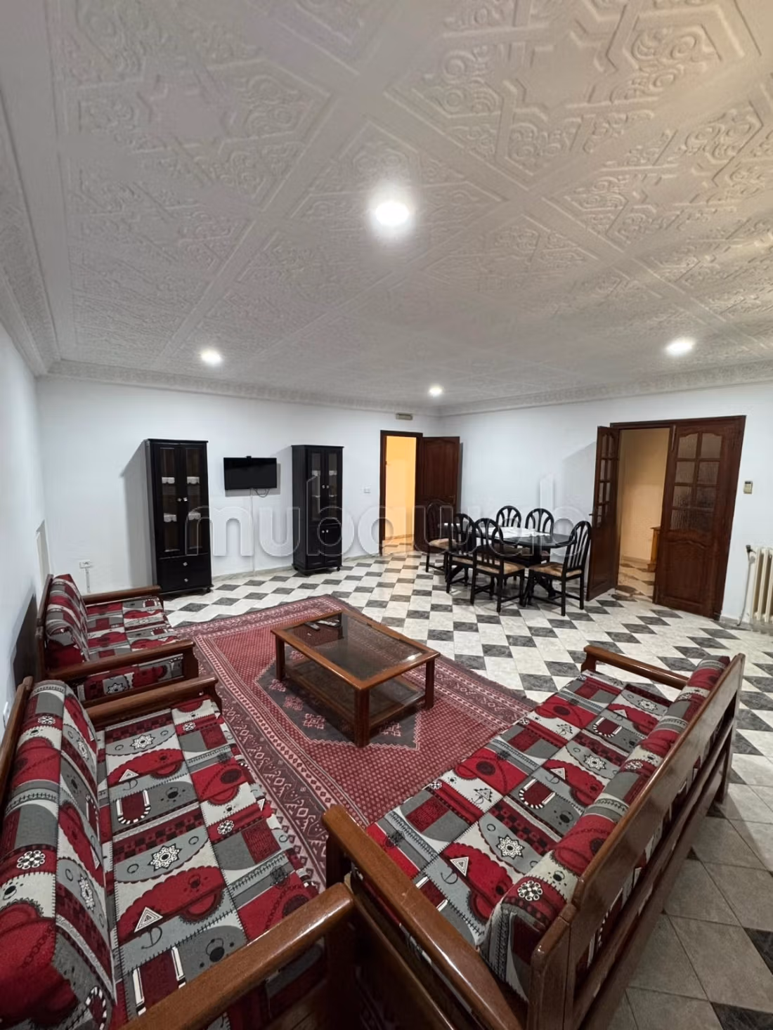 A louer à l'année un appartement à kharrouba
