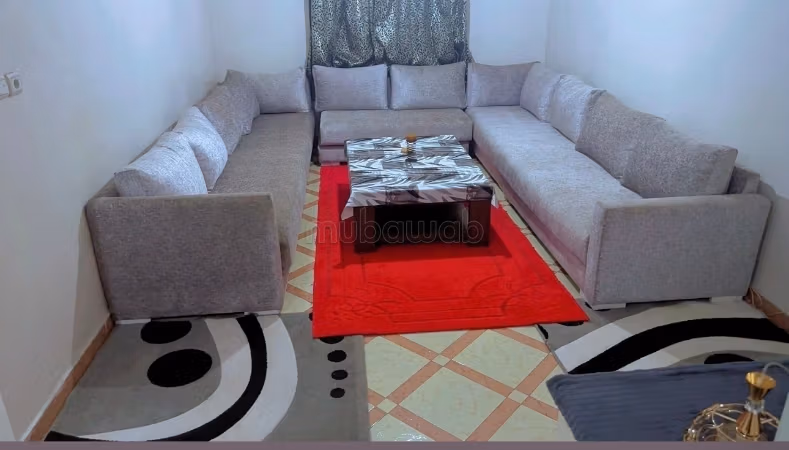 Bel appartement en location à Mhamid. 6 pièces confortables. Bien meublé