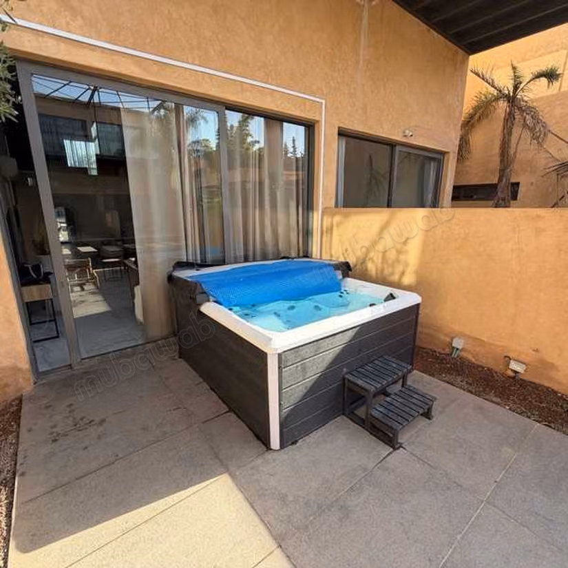 Apartment for Sale of 140.0 m² in Marrakech, Route De Ouarzazate Douar El Guern