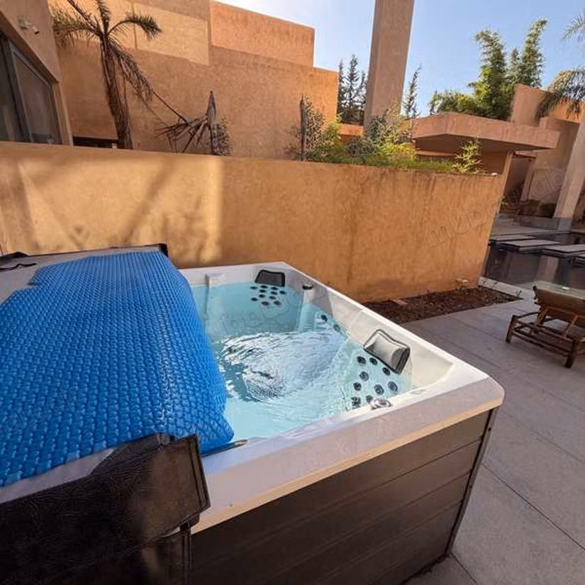 Apartment for Sale of 140.0 m² in Marrakech, Route De Ouarzazate Douar El Guern