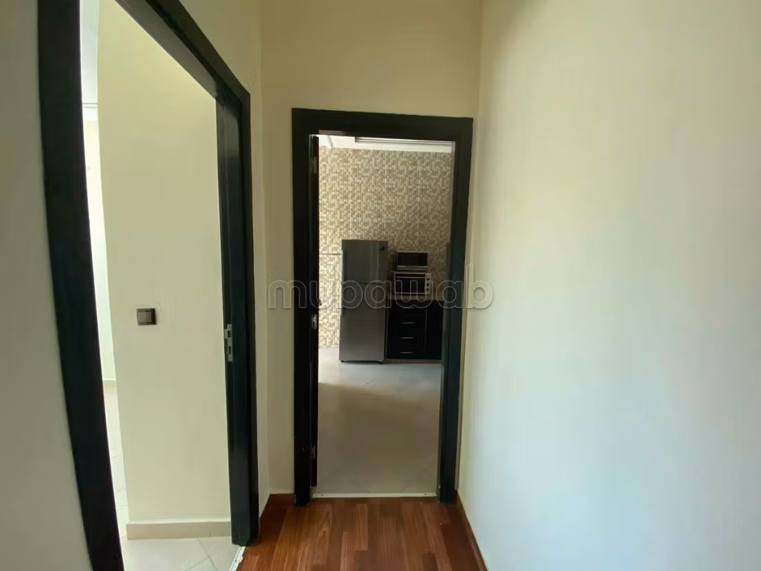 Piso en venta. 4 habitaciones confortables. Terraza y ascensor