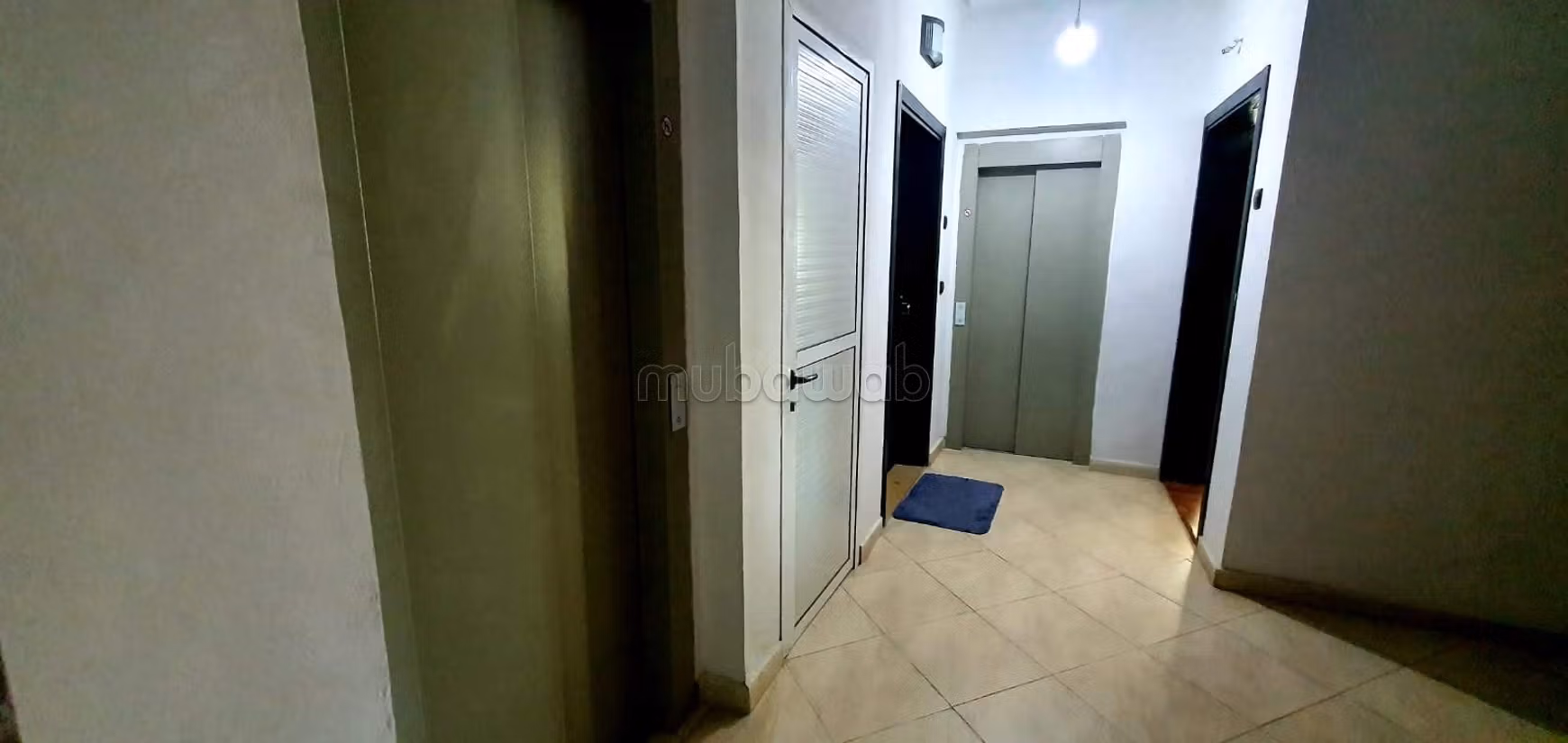 Piso en venta. 4 habitaciones confortables. Terraza y ascensor