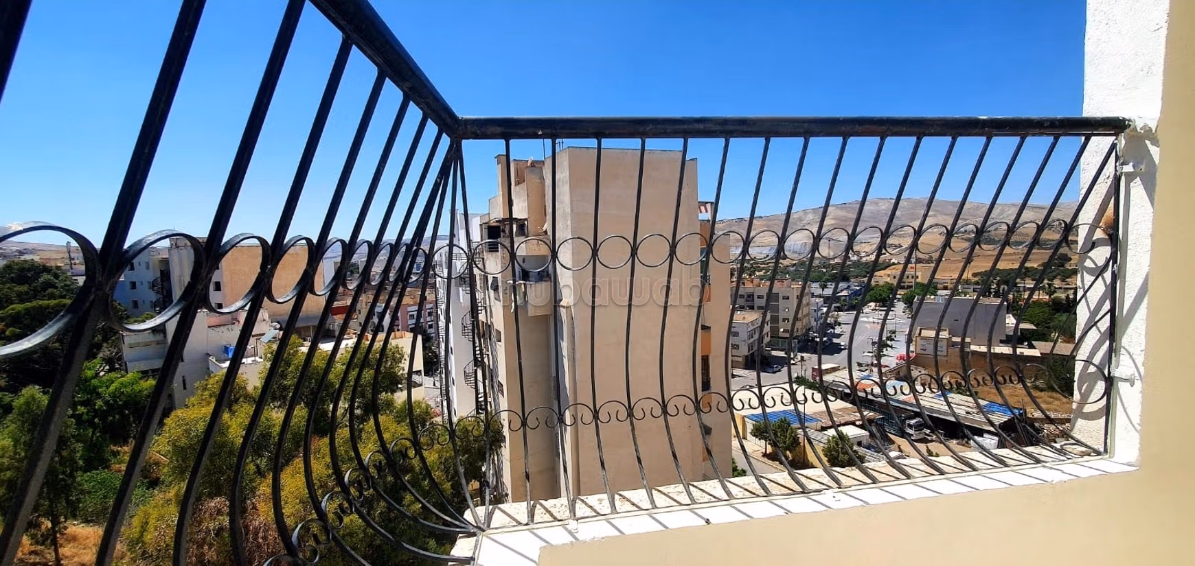 Piso en venta. 4 habitaciones confortables. Terraza y ascensor