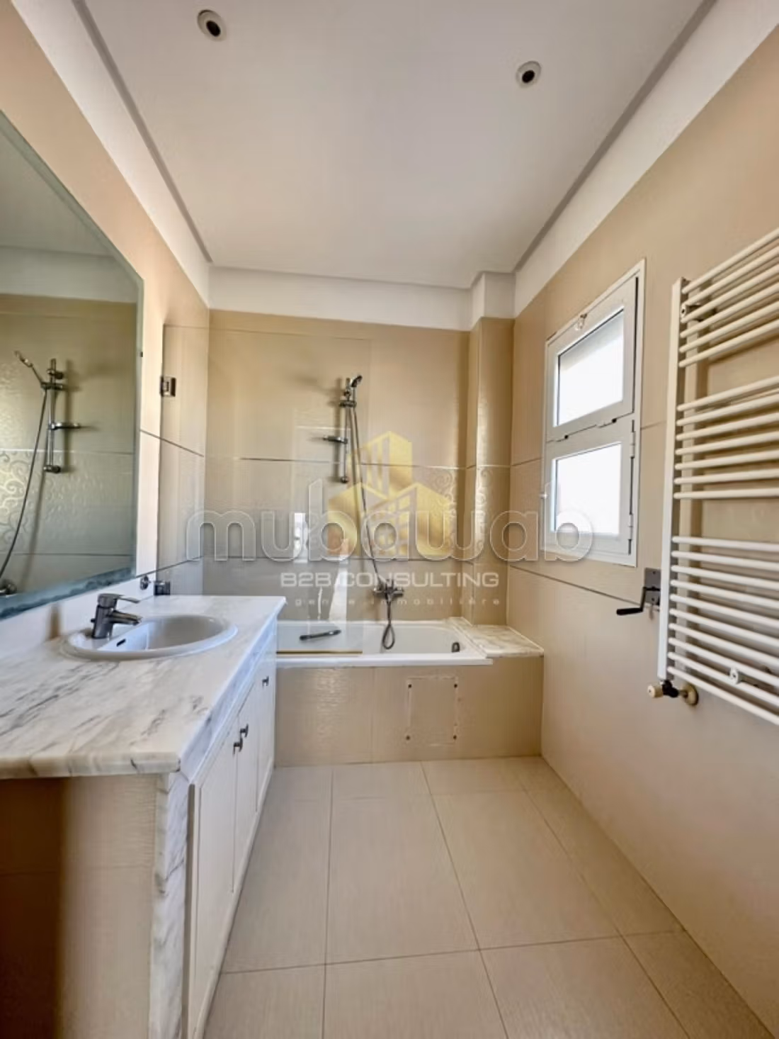A louer un appartement s 3 a la marsa