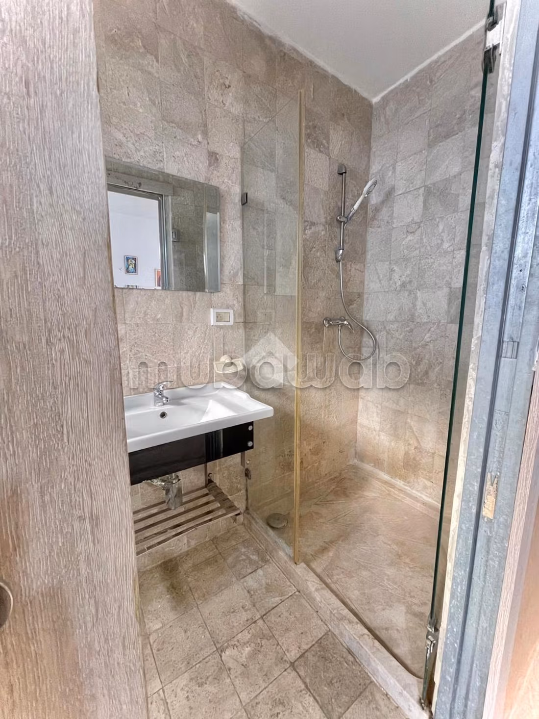 Villa floor for rent