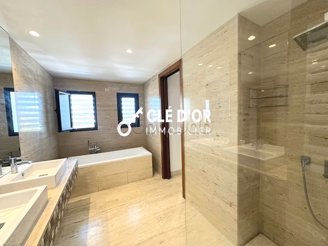 Duplex S4 con piscina in affitto al lago 2