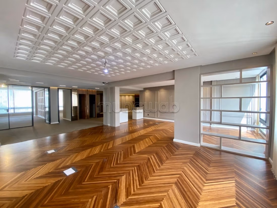 Plateau de bureau exclusif 250m gauthier