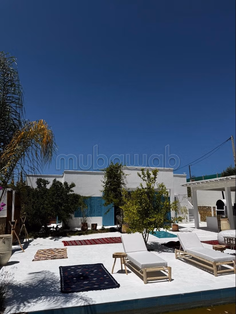 Ferme à vendre à Ouazzane.
Superficie 120 m².
Résidence sécurisée