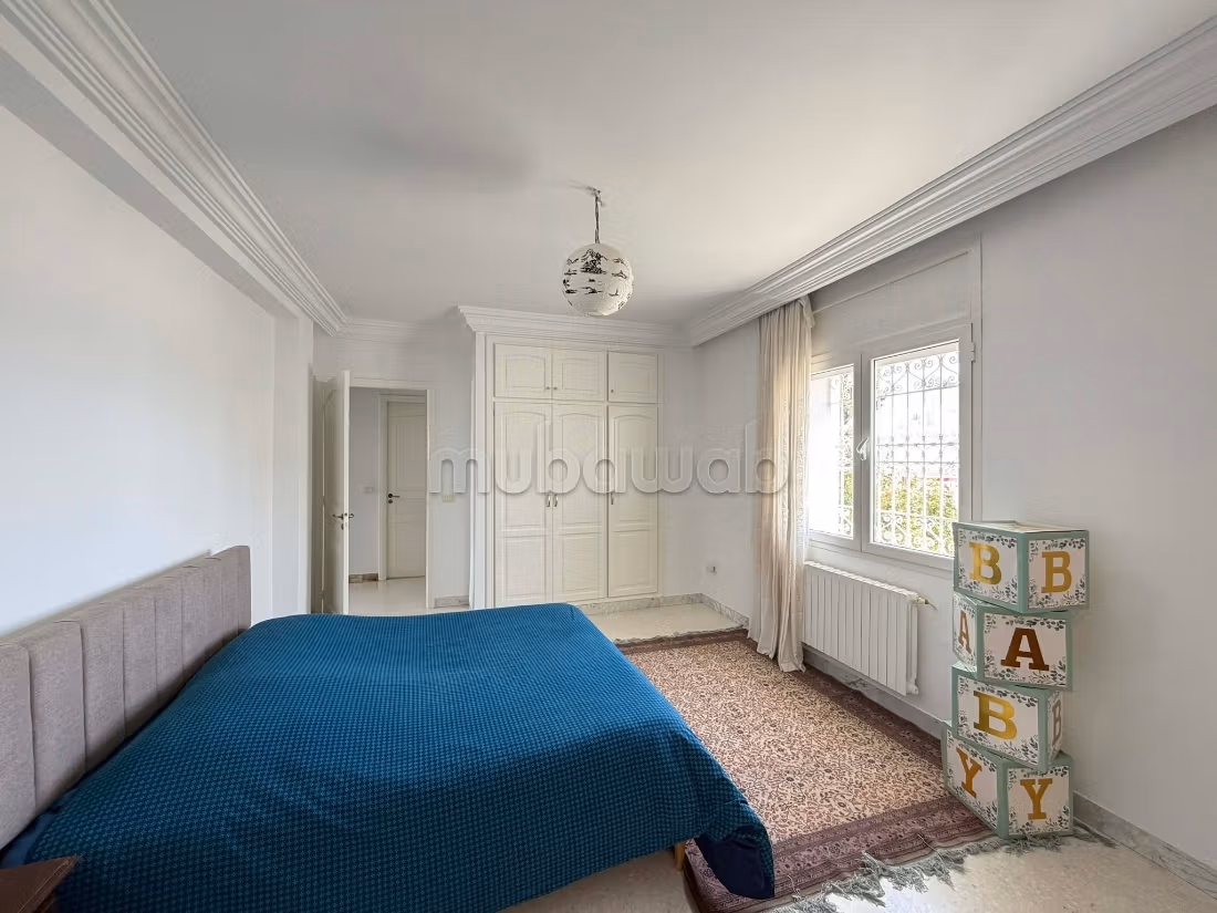 Una villa indipendente nei giardini di Aouina
