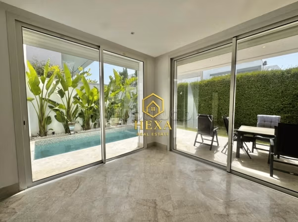 A louer une villa S3 avec piscine à Gammarth