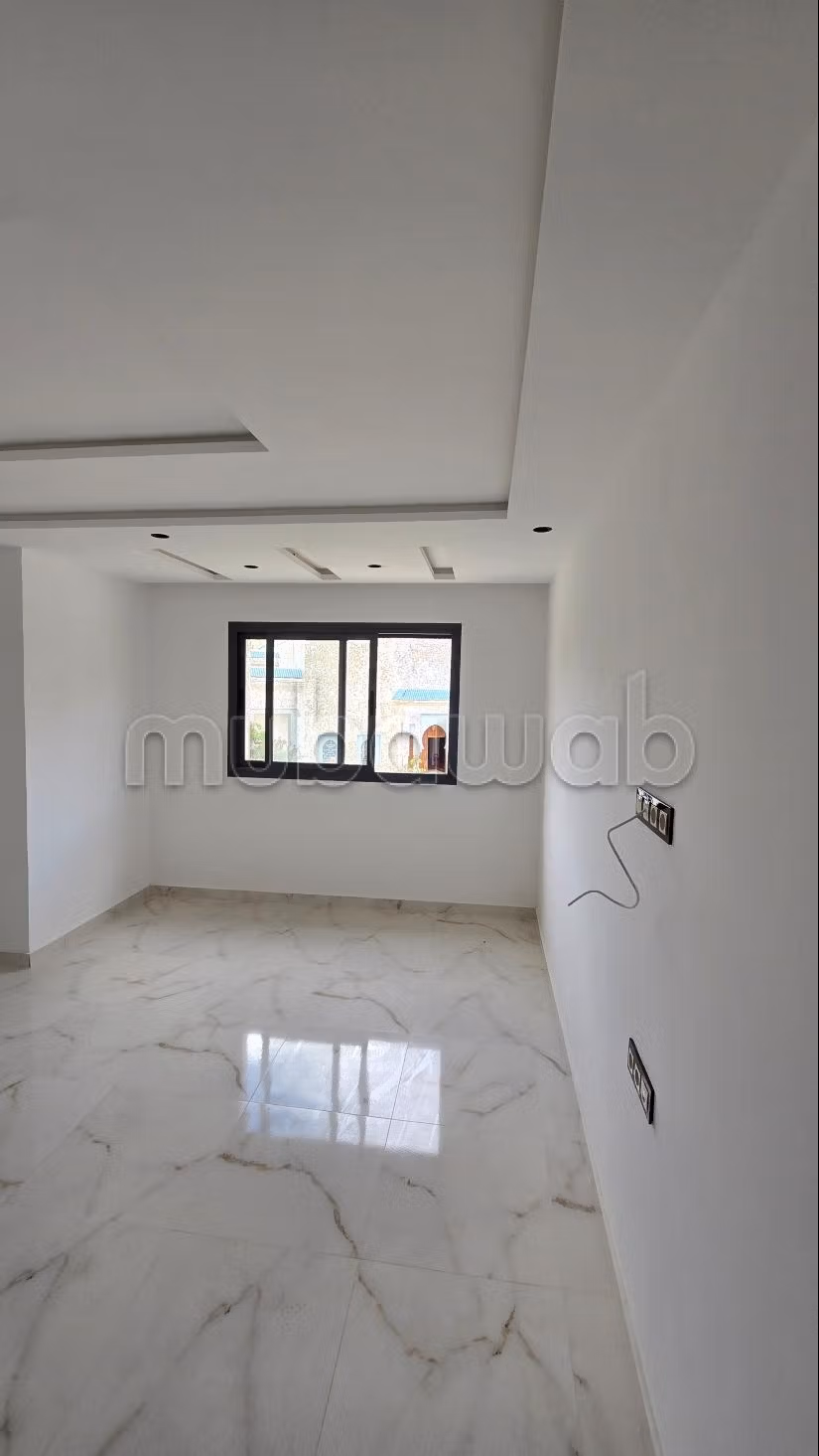 Sell apartment. 2 beautiful rooms. Quiet sorroundings with mountain view, Secured door