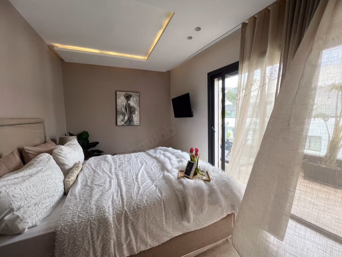 Te huur een schitterende grote luxe studio