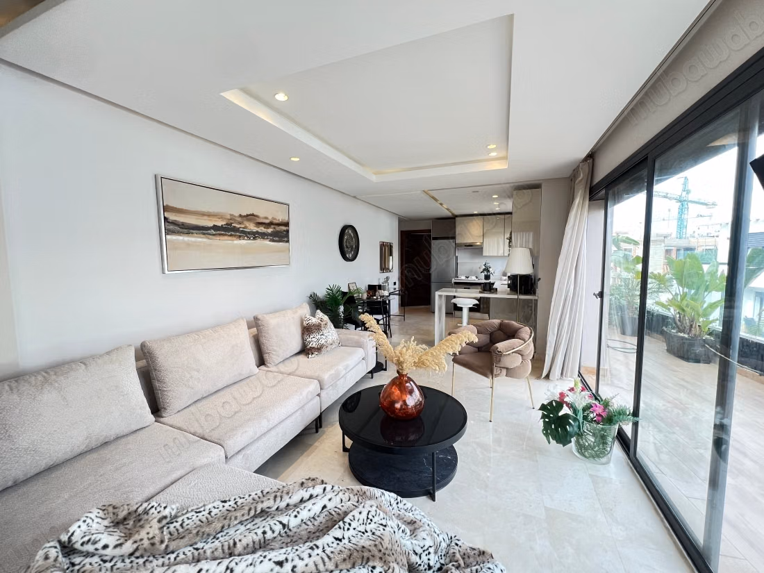 Te huur een schitterende grote luxe studio