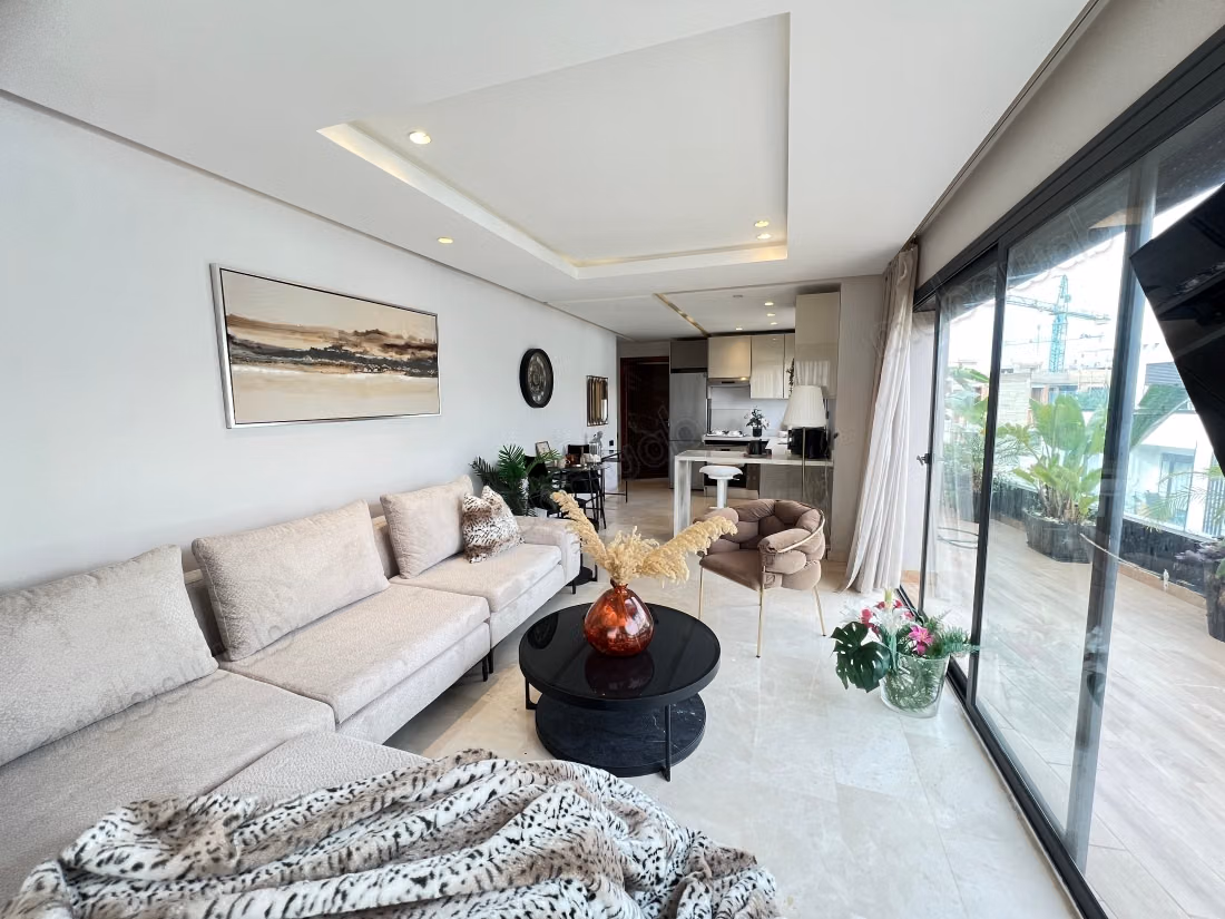 Te huur een schitterende grote luxe studio