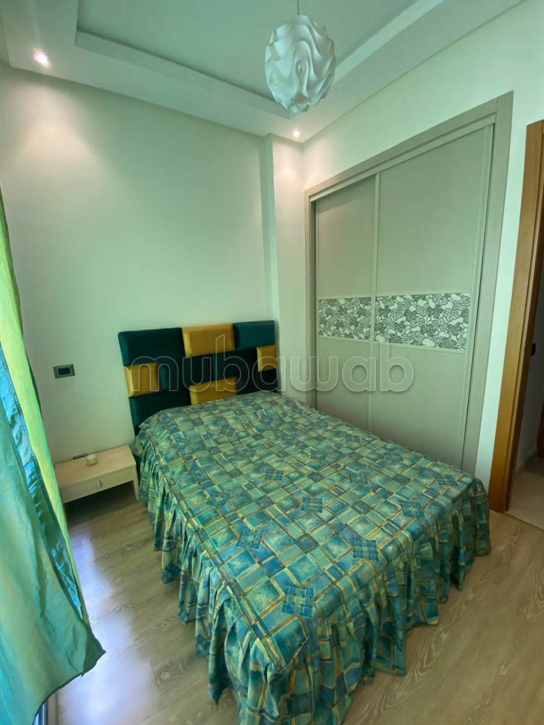 Apartment for rent in Ain Diab. 3 rooms. Storage unit