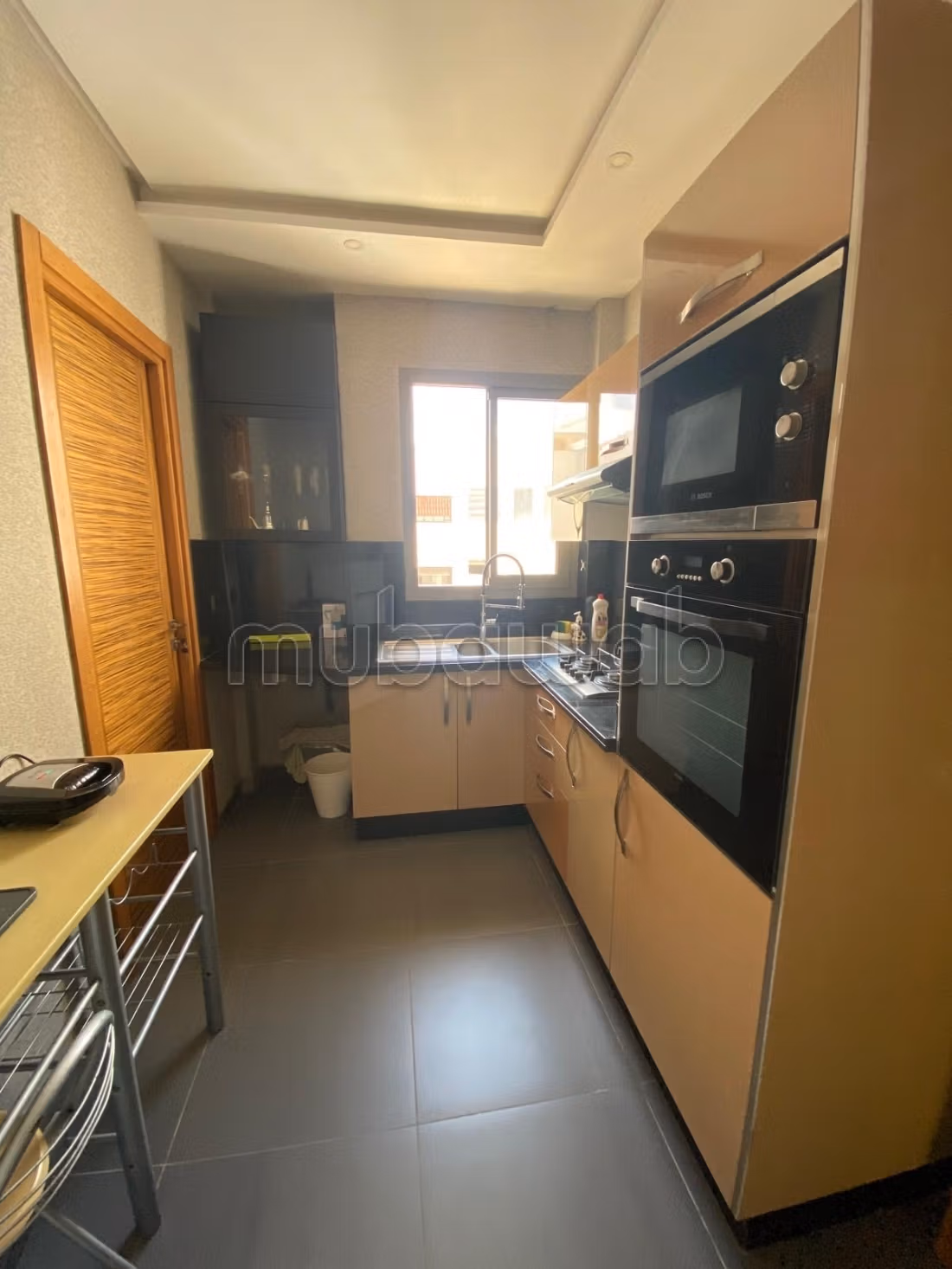 Apartment for rent in Ain Diab. 3 rooms. Storage unit