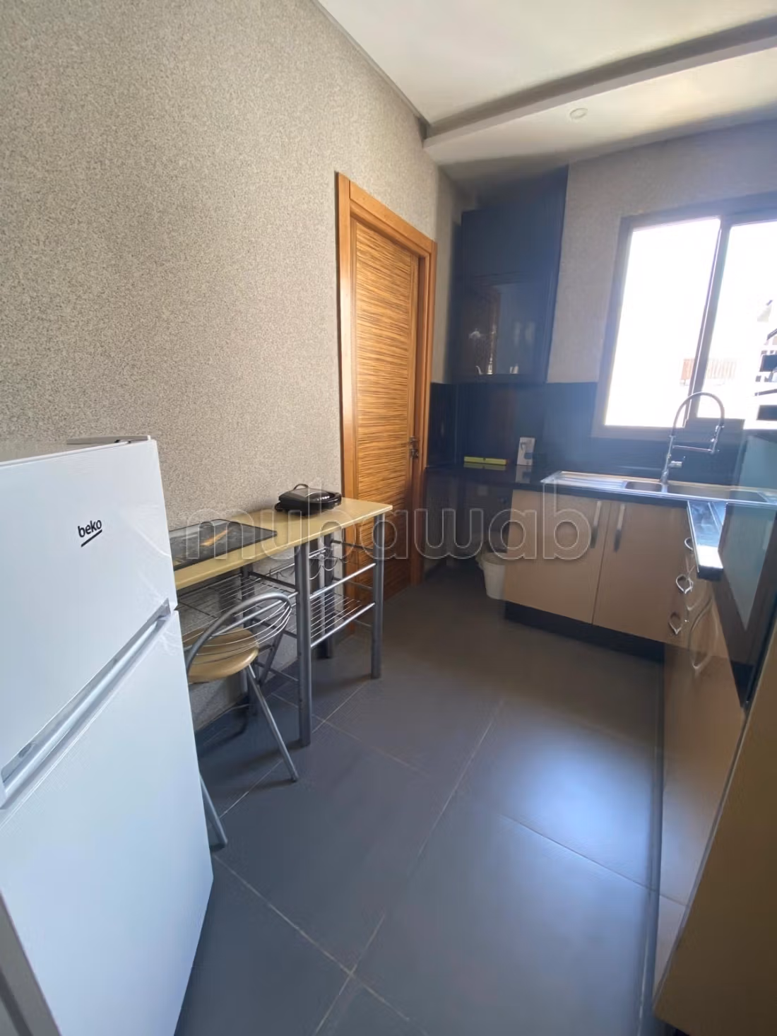 Apartment for rent in Ain Diab. 3 rooms. Storage unit