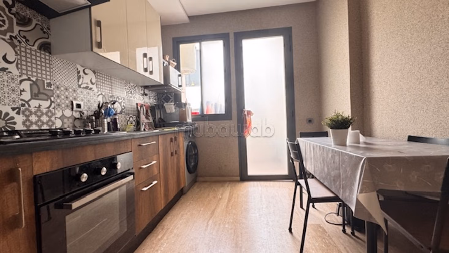 Gemeubileerd appartement in Dar Bouzza bij McDonald's