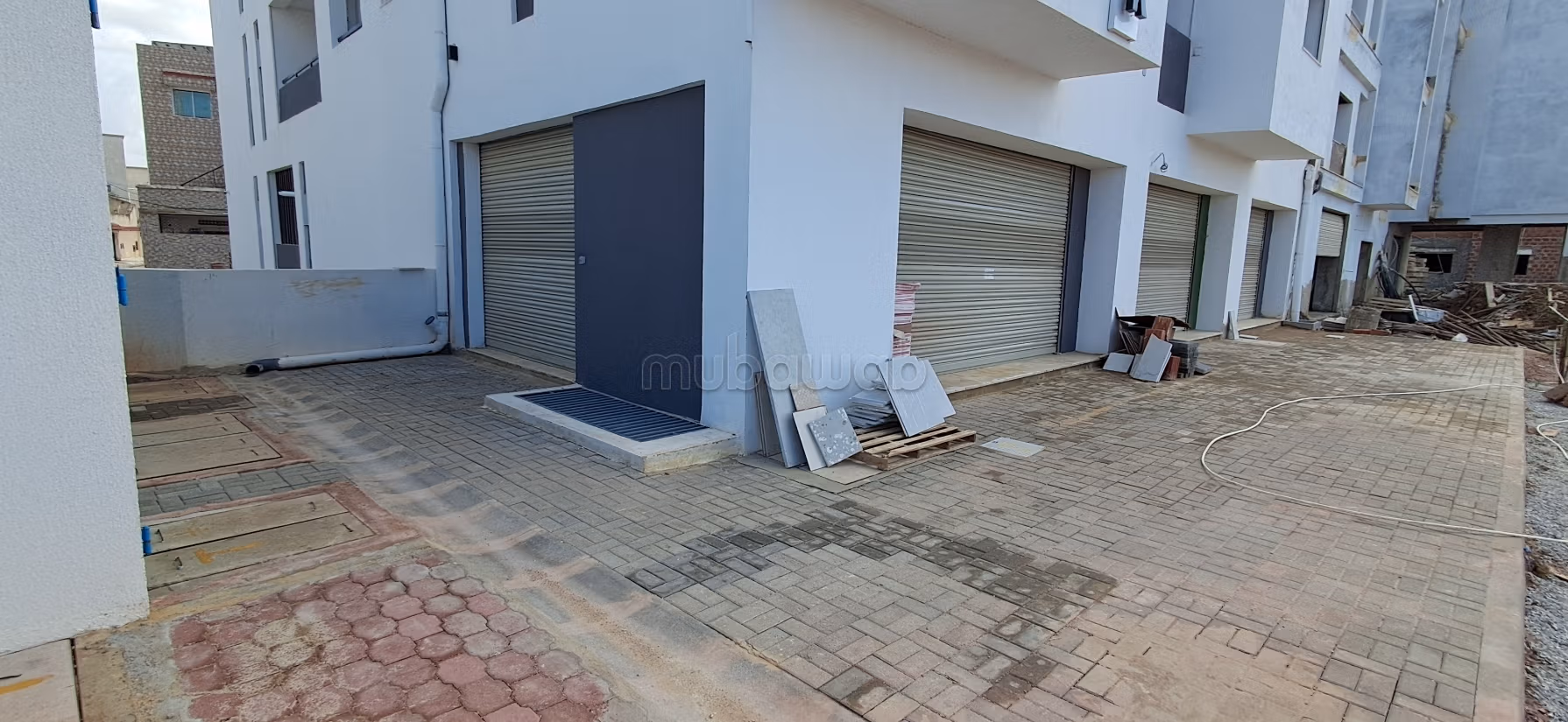 Local commercial à l'achat à Nouvelle Medina.
Superficie 119 m².
Concierge