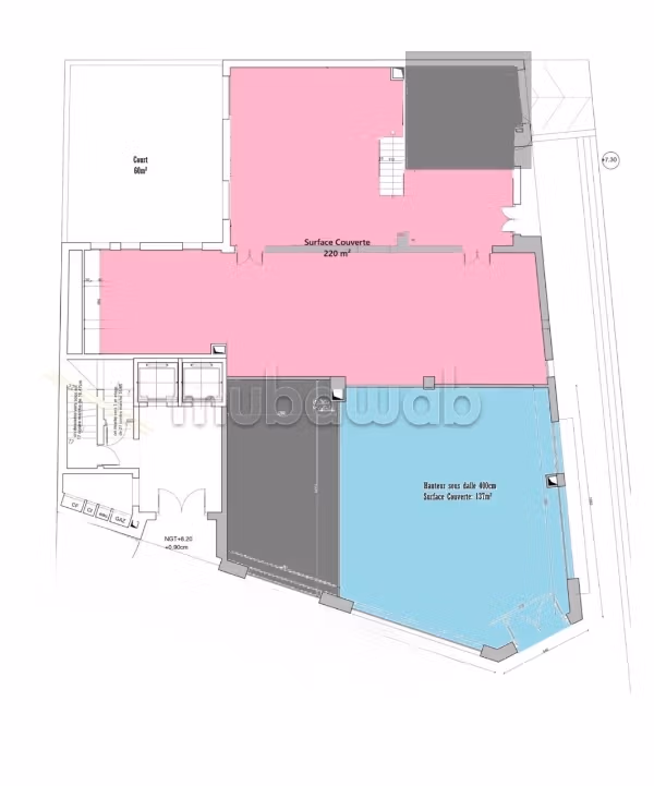 A louer local commercial 140 m Place Pasteur Tunis