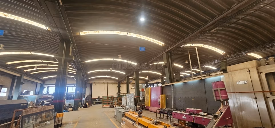Bâtiment industriel de 8.200 m de surface utile a la vente situé en plein route côtière de Ain sebaa
