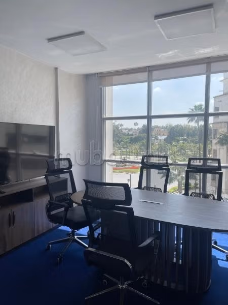 Très bureau équipé à louer au centre ville