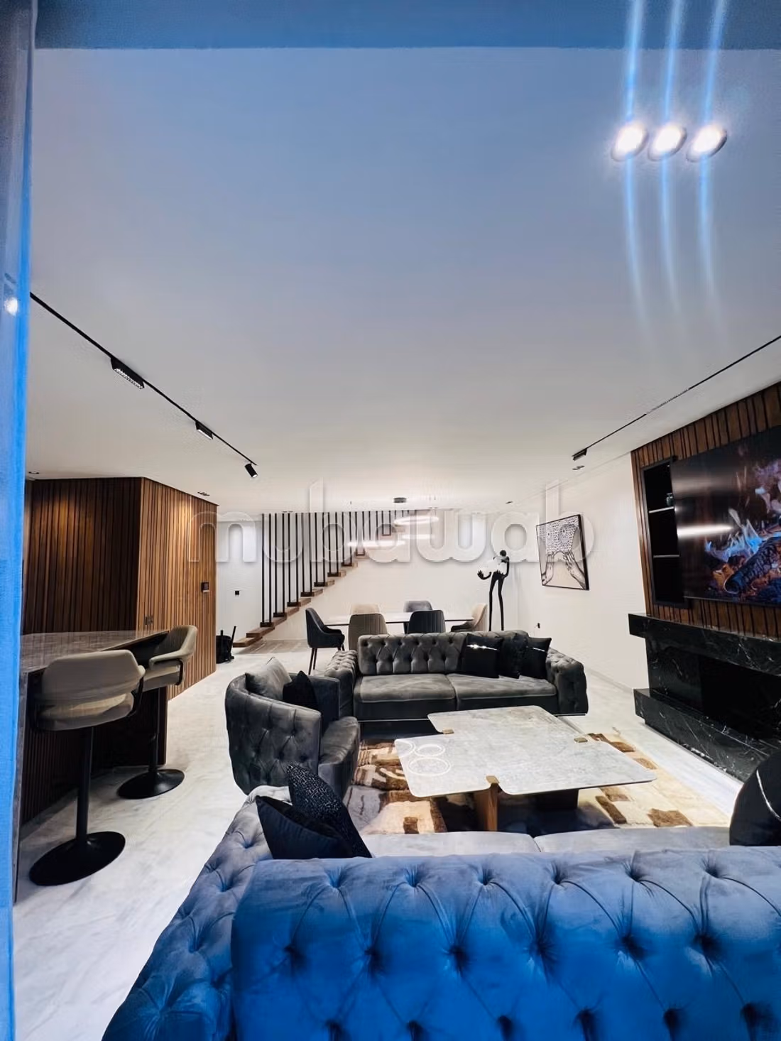 Superbe appartement à vendre à Camp Al Ghoul. 3 pièces confortables. Meublé — 2