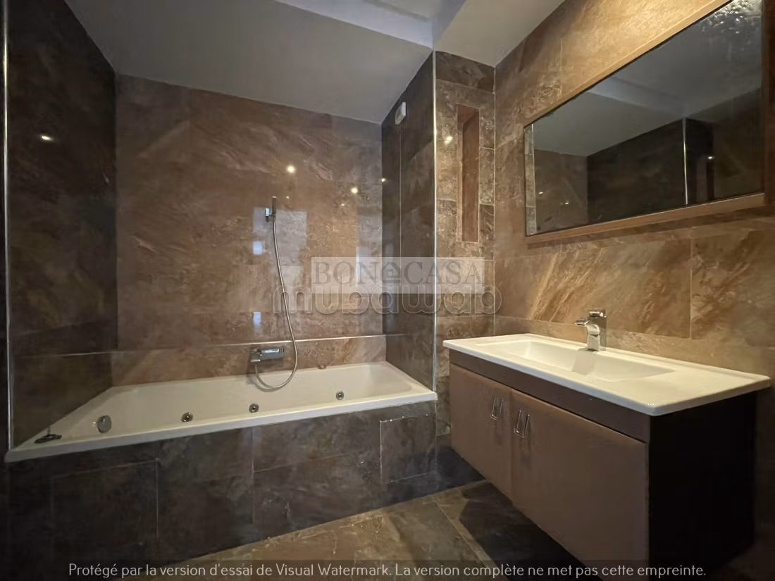 Apartment with open view for rent in the gardens of Carthage