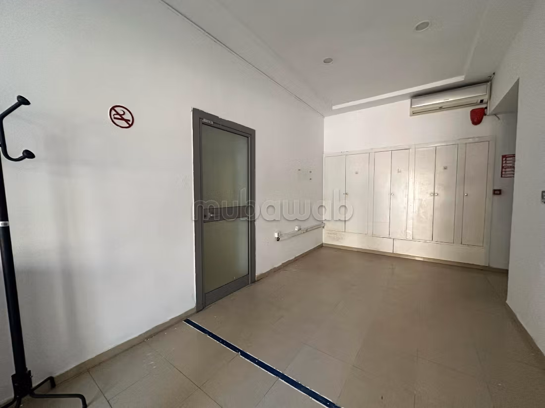 À louer plateaux de bureaux Cité Jardins par étage