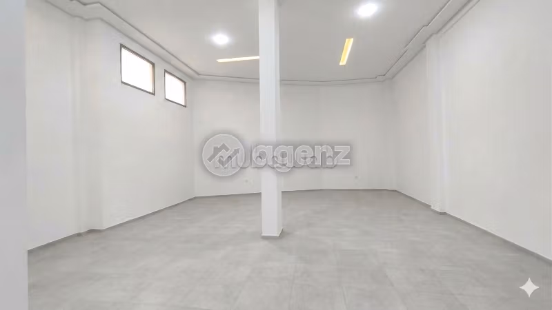 Commerce à vendre 165 m² Aïn Sebaâ Casablanca