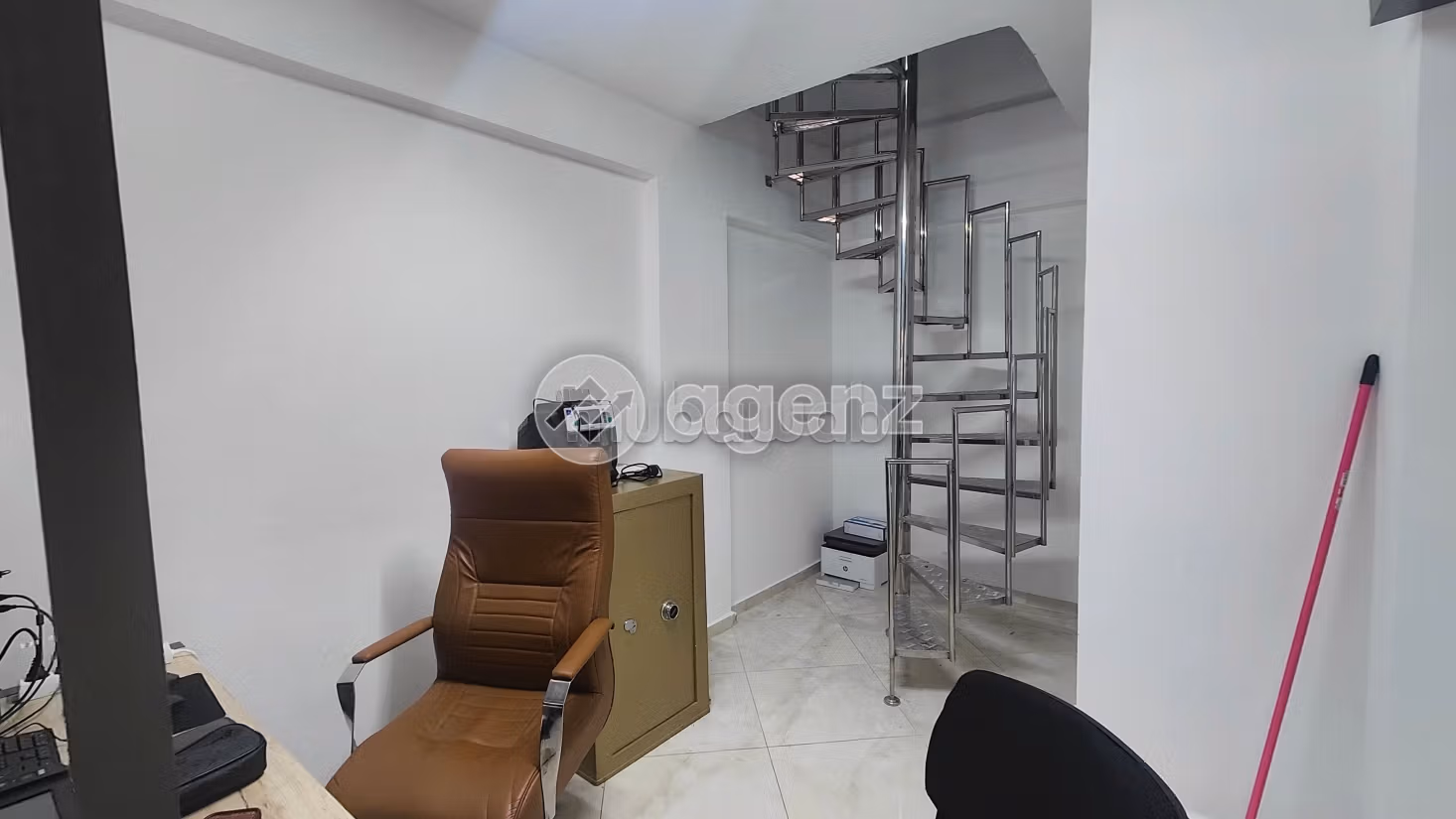 Comercio en venta 28 m² Aïn Sebaâ Casablanca