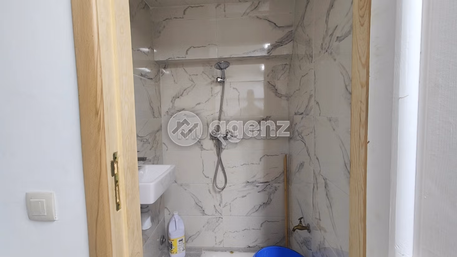 Comercio en venta 28 m² Aïn Sebaâ Casablanca