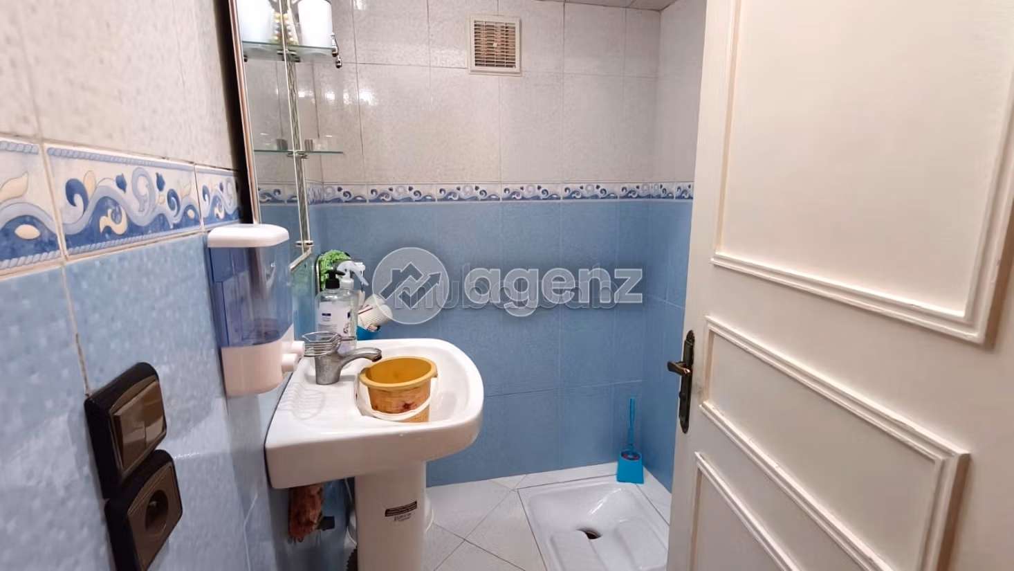 Appartamento in vendita 120 m², 2 camere Nassim 1 Casablanca