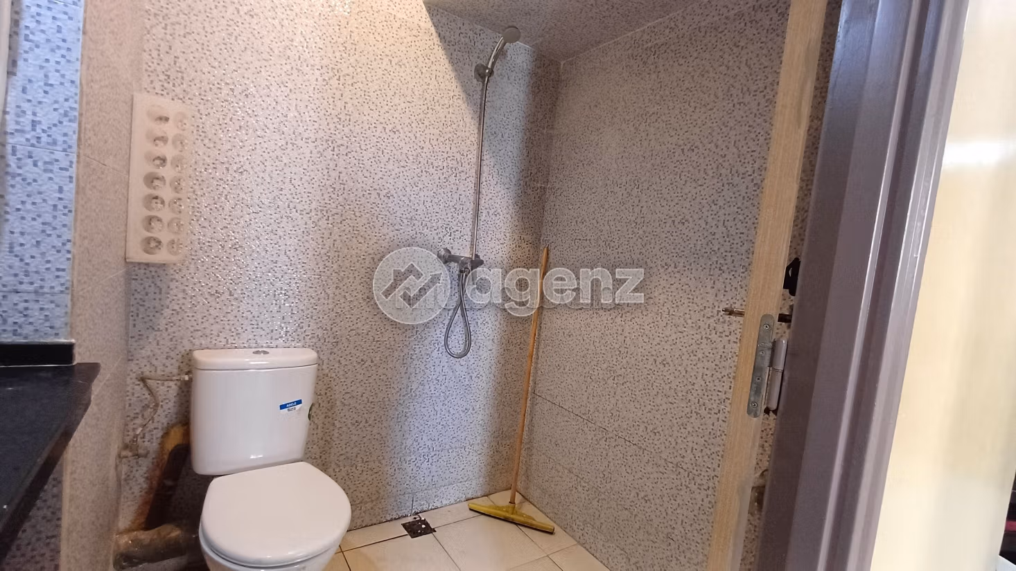 Appartement 56 m² à Zone Industrielle — 16
