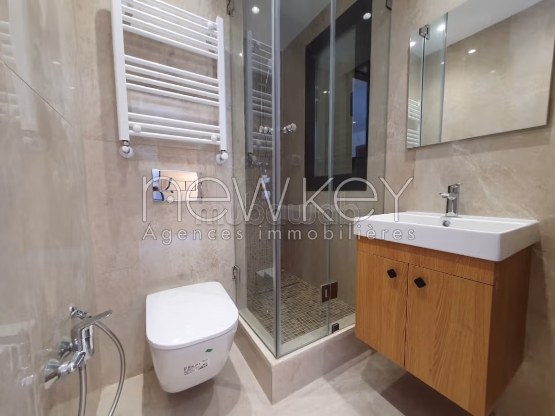 Villa S4 à vendre à La Soukra