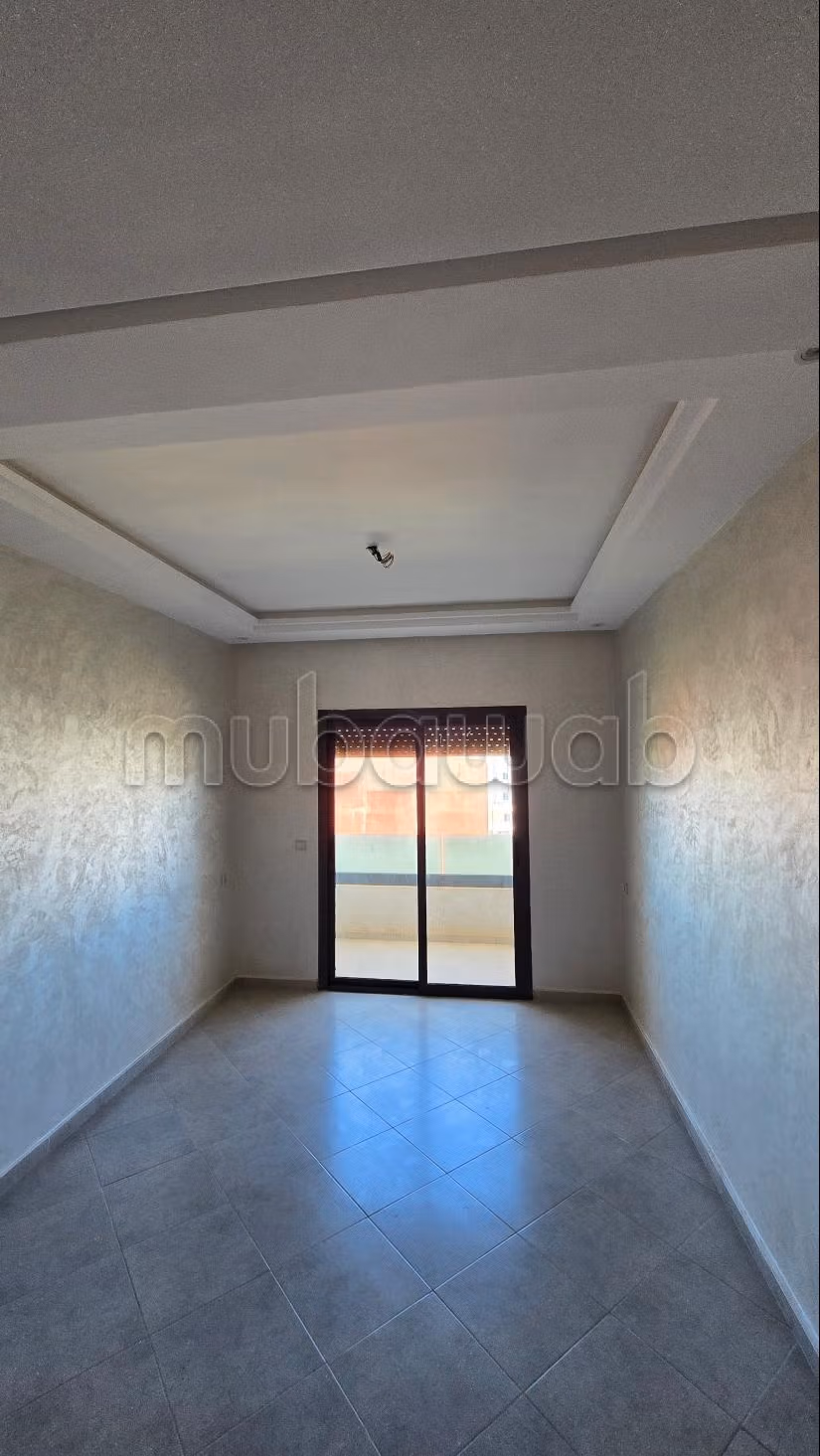 Fabulous apartment for sale. Small area 74 m². Traditional living room, Secured residence