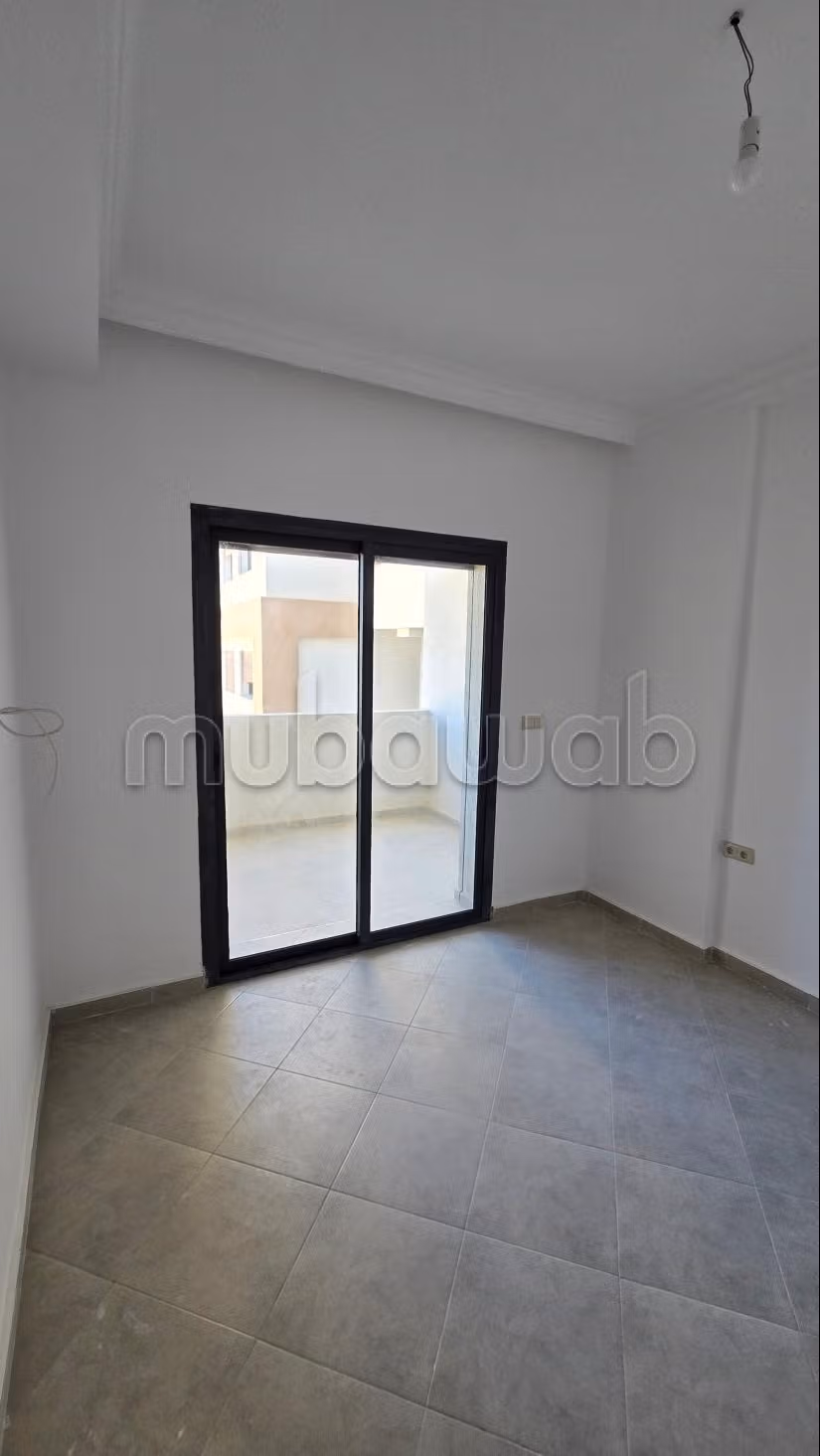 Fabulous apartment for sale. Small area 74 m². Traditional living room, Secured residence