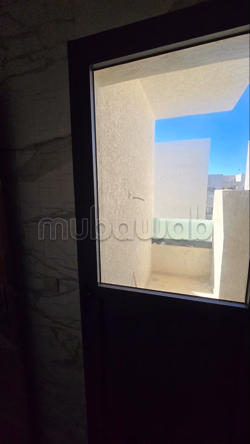 Fabulous apartment for sale. Small area 74 m². Traditional living room, Secured residence
