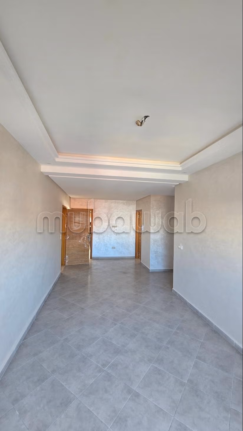 Fabulous apartment for sale. Small area 74 m². Traditional living room, Secured residence