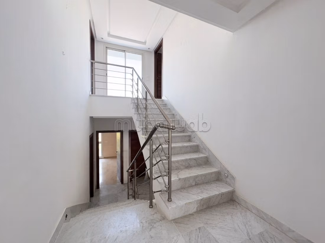 A Vendre une villa à El Menzah 5