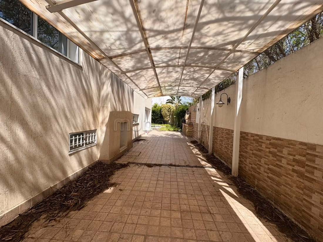 A Vendre une villa à El Menzah 5