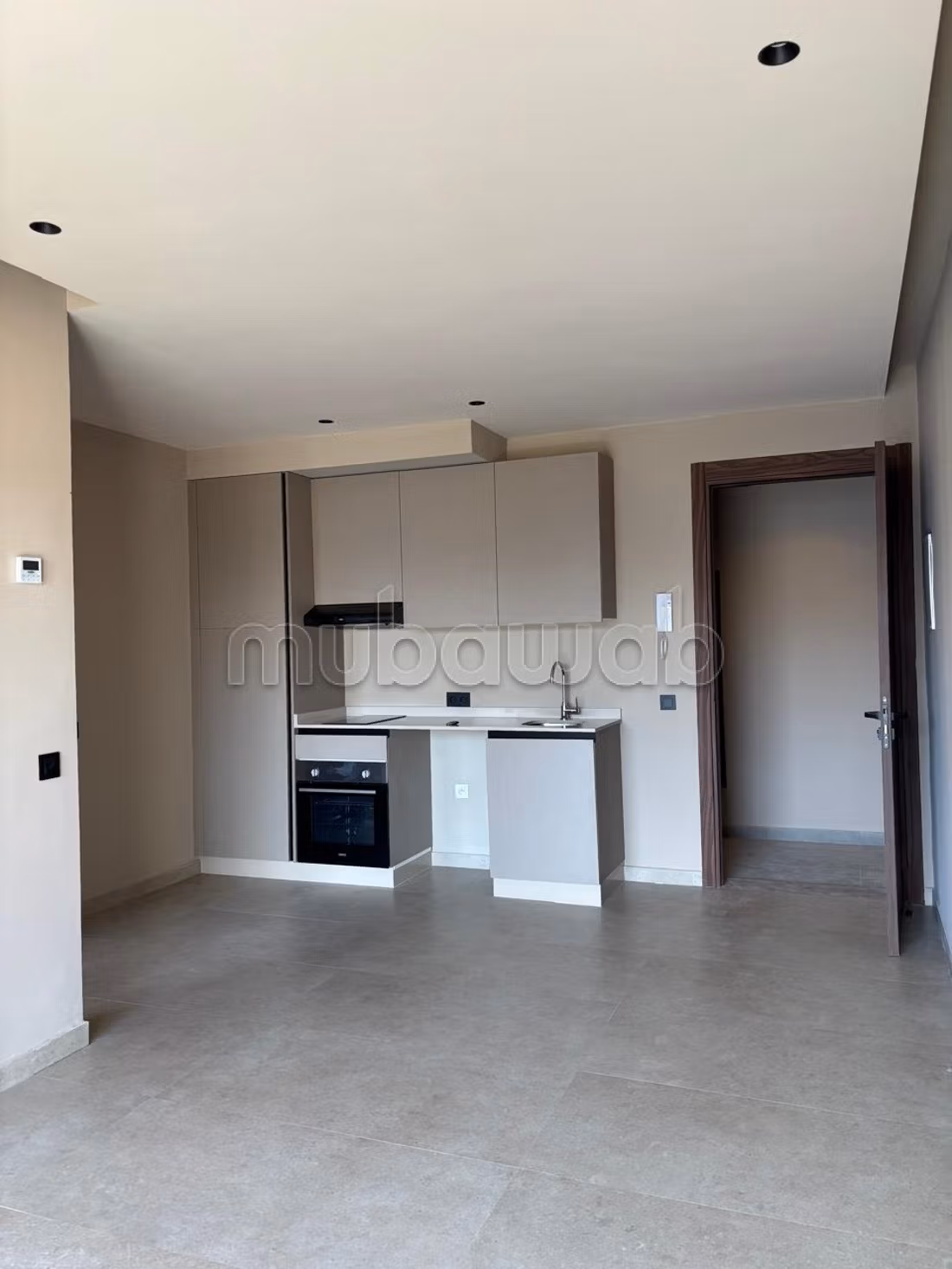Location Studio 45m2 High Standing Unfurnished Riviera