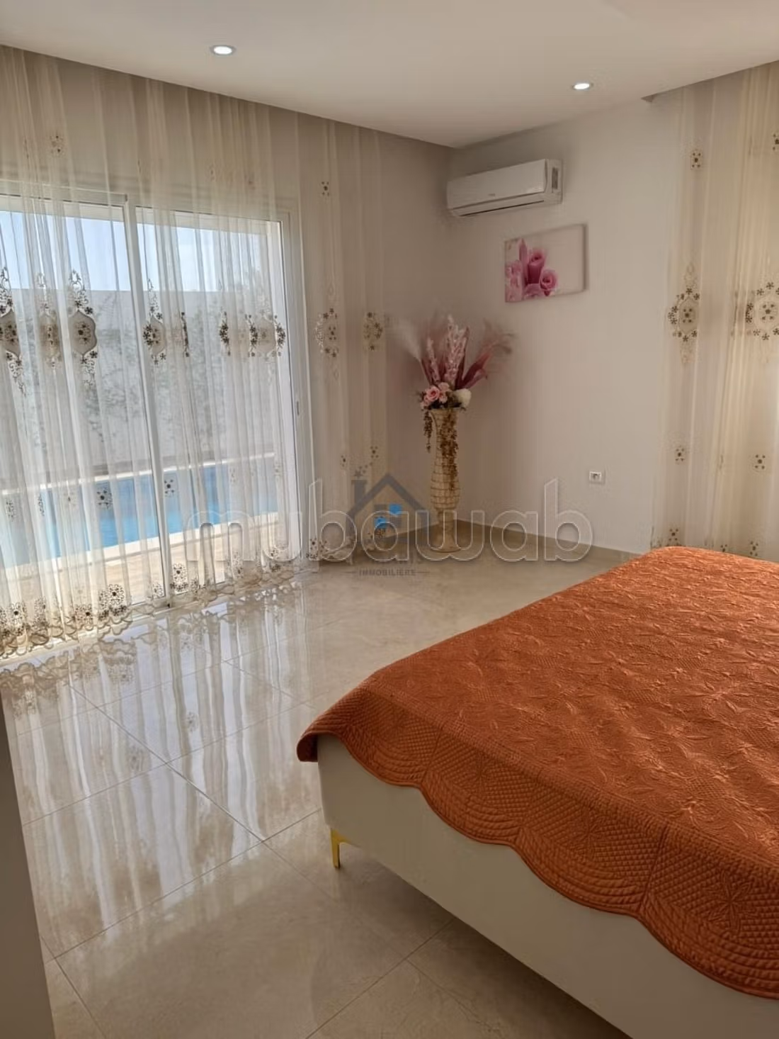 Maison de luxe à vendre à Houmt Souk. Surface de 150 m². Meublé