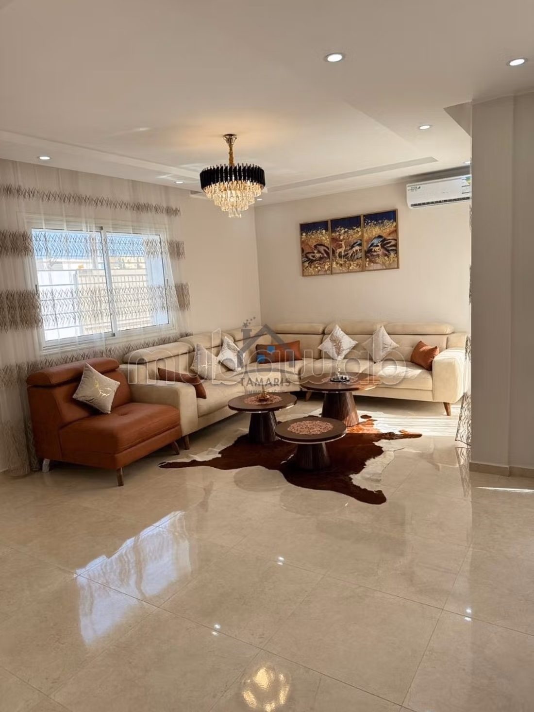 Maison de luxe à vendre à Houmt Souk. Surface de 150 m². Meublé