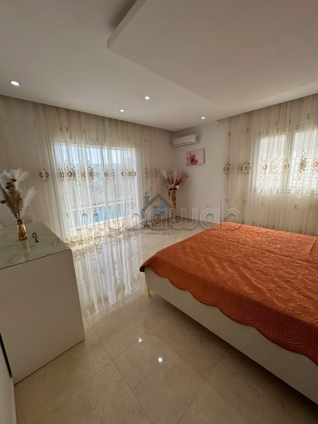 Maison de luxe à vendre à Houmt Souk. Surface de 150 m². Meublé