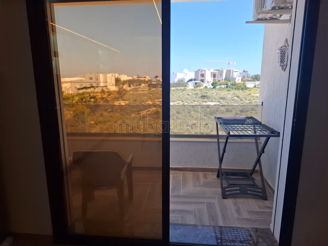 Location d'un appartement à mansoura, kélibia la blanche. 
2 belles chambres. 
Salon spacieux